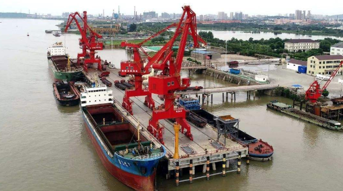 白银概述露天料场港口封闭问题的实行方法